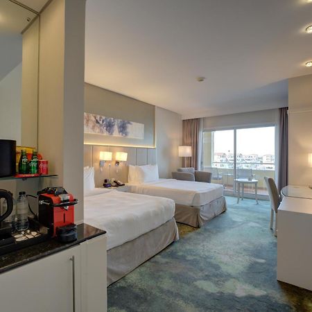 Millennium Lakeview Hotel Formerly Copthorne Lakeview Hotel Dubai Dış mekan fotoğraf