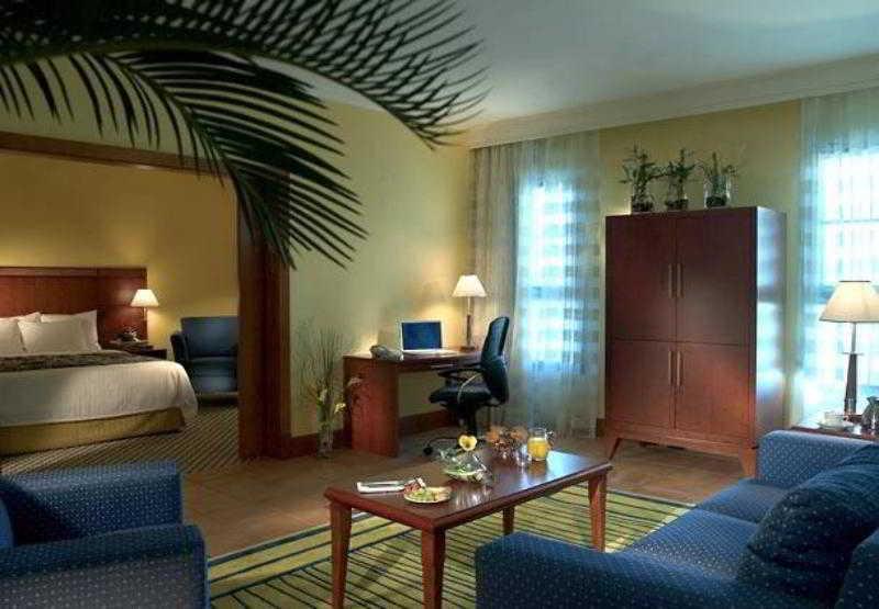 Millennium Lakeview Hotel Formerly Copthorne Lakeview Hotel Dubai Dış mekan fotoğraf