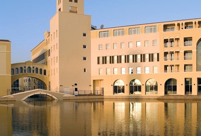Millennium Lakeview Hotel Formerly Copthorne Lakeview Hotel Dubai Dış mekan fotoğraf