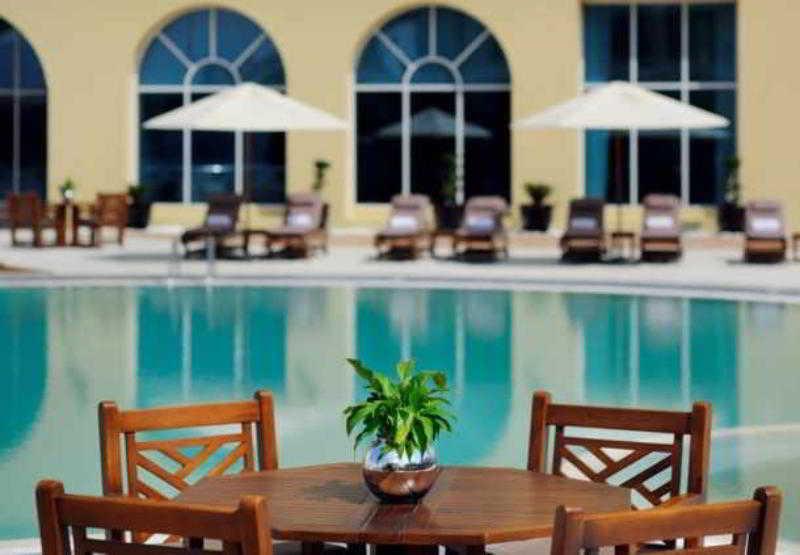 Millennium Lakeview Hotel Formerly Copthorne Lakeview Hotel Dubai Dış mekan fotoğraf
