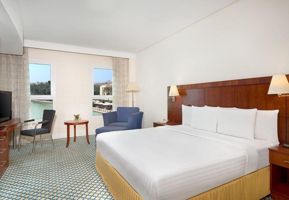 Millennium Lakeview Hotel Formerly Copthorne Lakeview Hotel Dubai Dış mekan fotoğraf